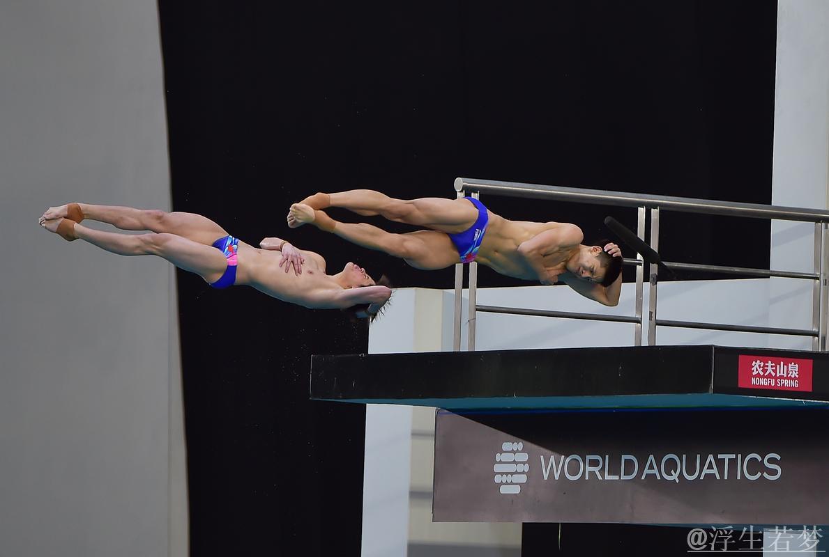 程子龙搭档朱子锋勇夺世界杯跳水男子双人10米台冠军